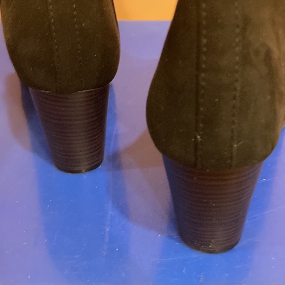 Old navy heeled boots - Picture 2 of 5